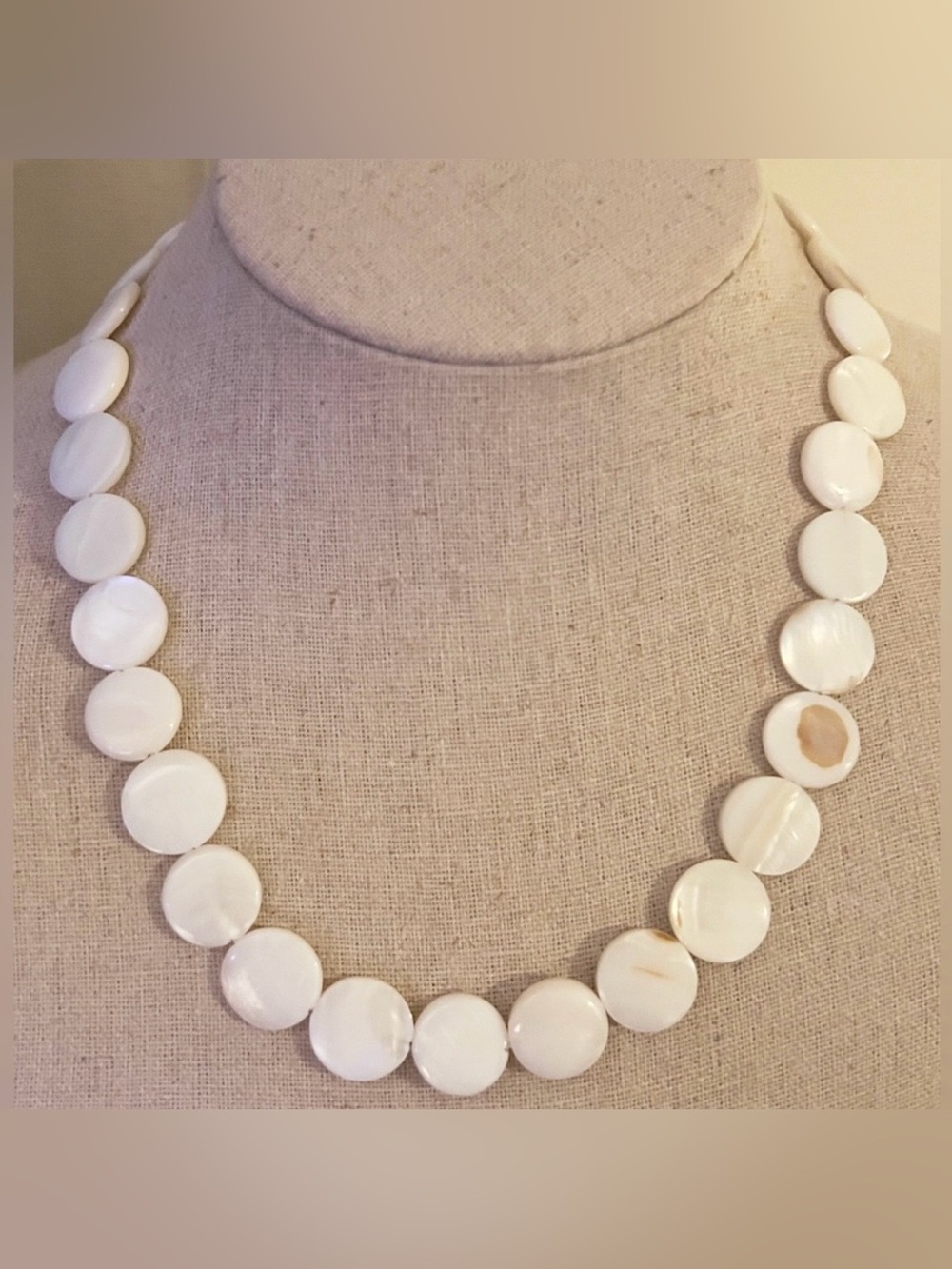 Vintage Mother of Pearl Disc Necklace White Shell Coin Strand 18” 34g